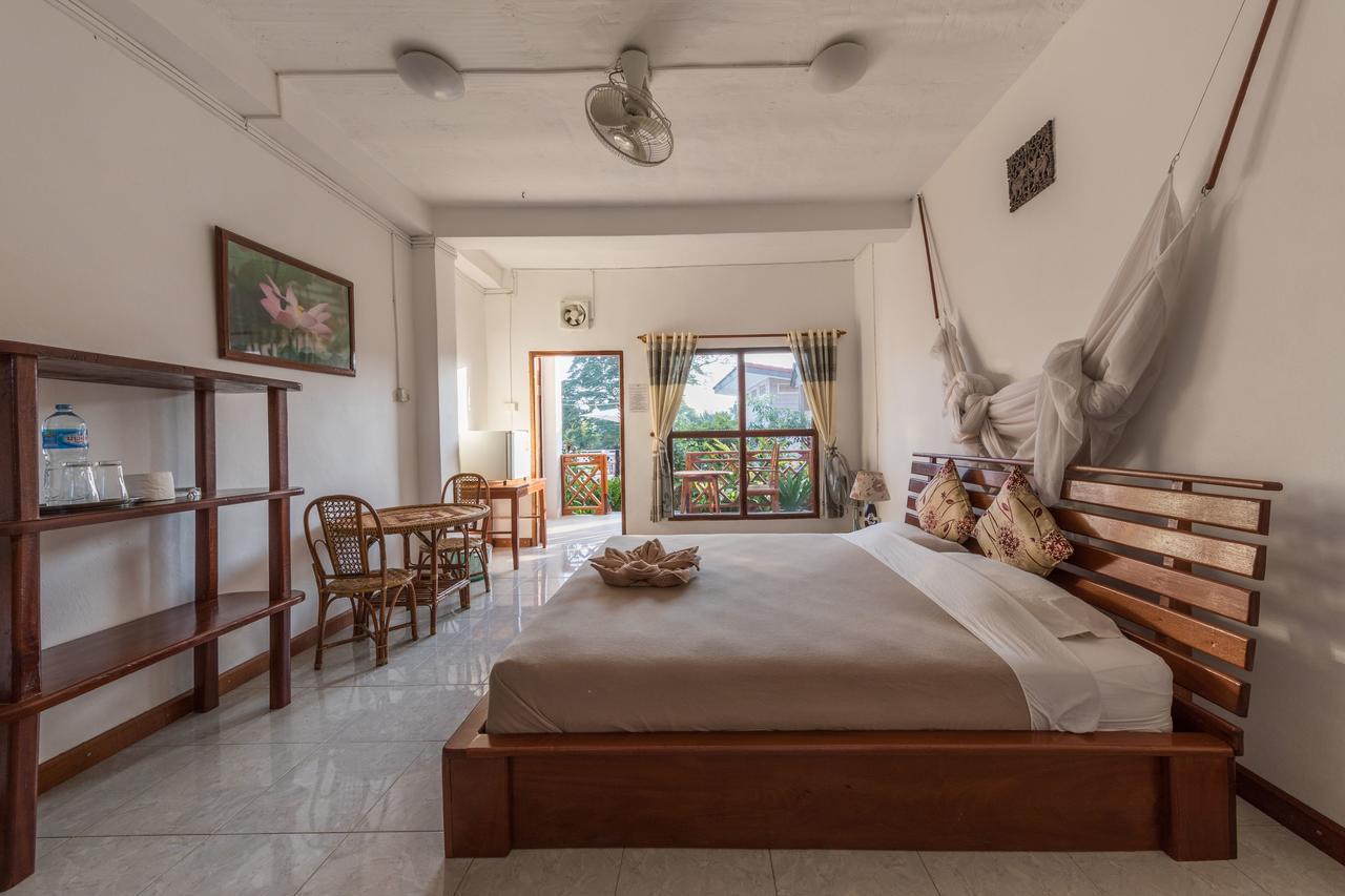 Baba Guesthouse Ban Dondét Esterno foto